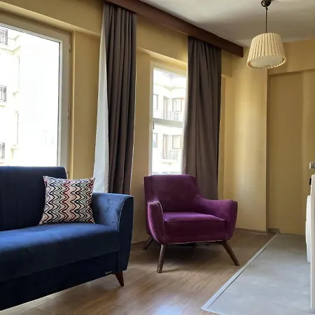 Cozy Flat With Balcony Near Taksim Square * イスタンブール